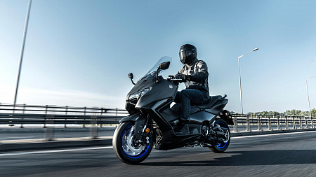 Мотоцикл Yamaha TMAX